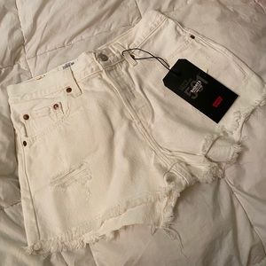 BRAND NEW Levi’s Premium White 501 Mid Rise Shorts